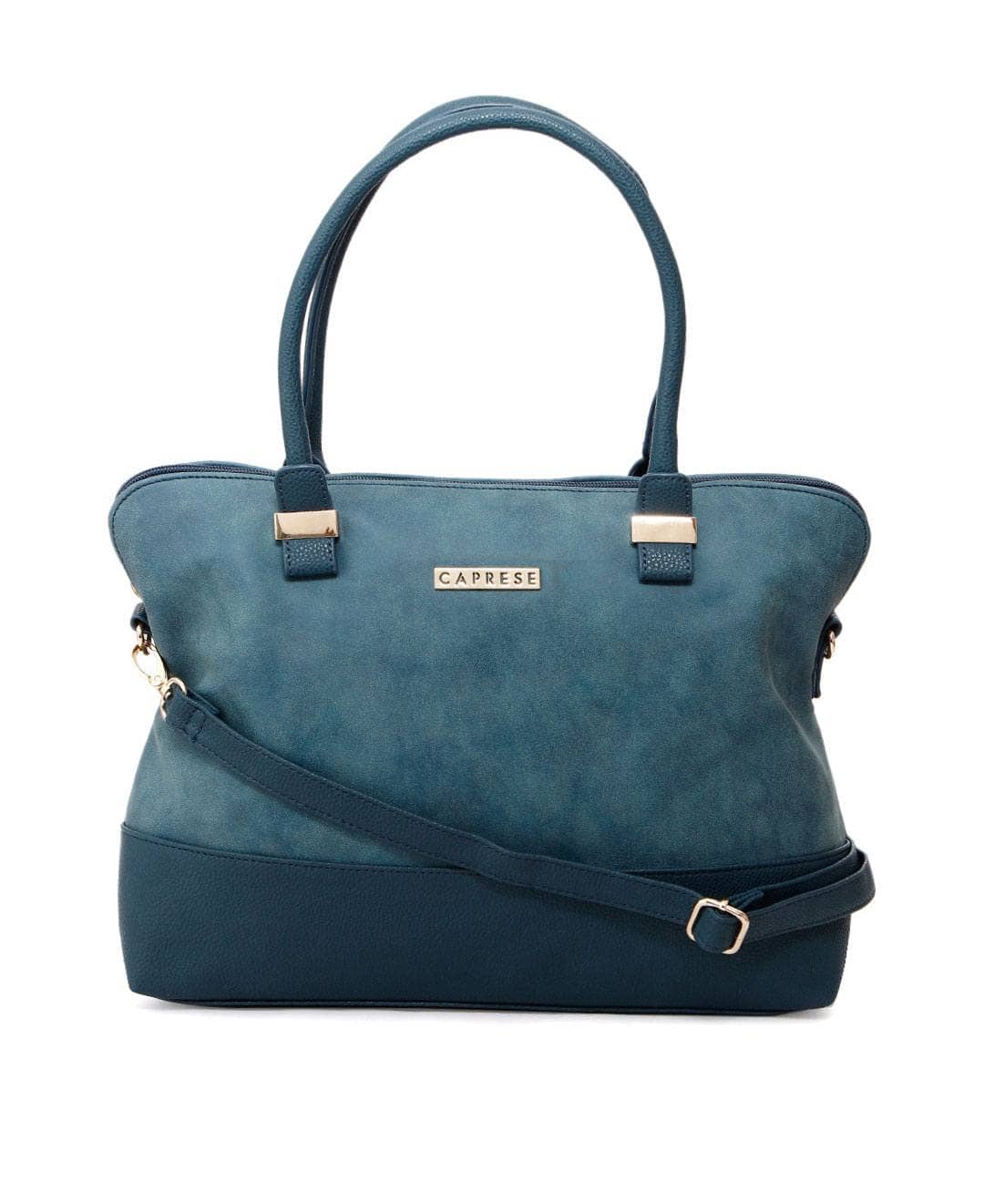 Lady Shoulder Bag in use