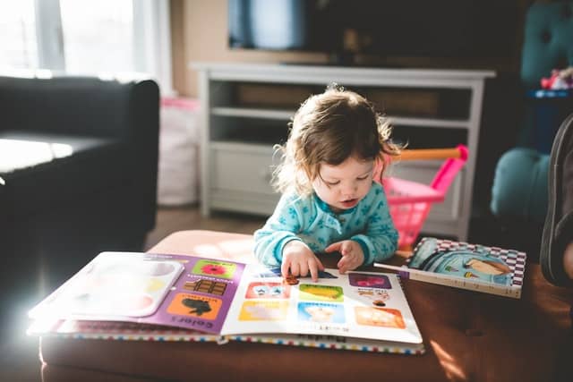 Teaching reading with online families